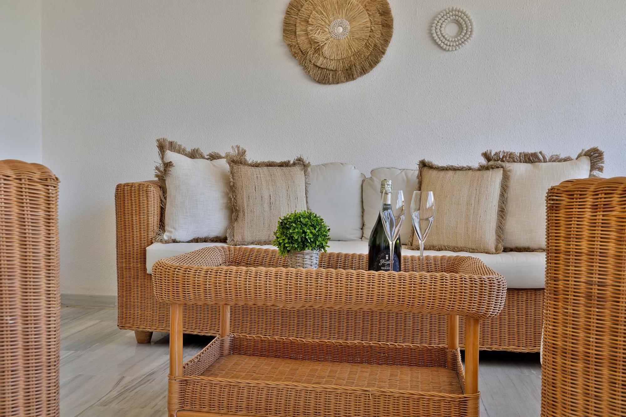 2 Bedroom Apartment In Medina Garden - Puerto Banus Marbella Exterior foto